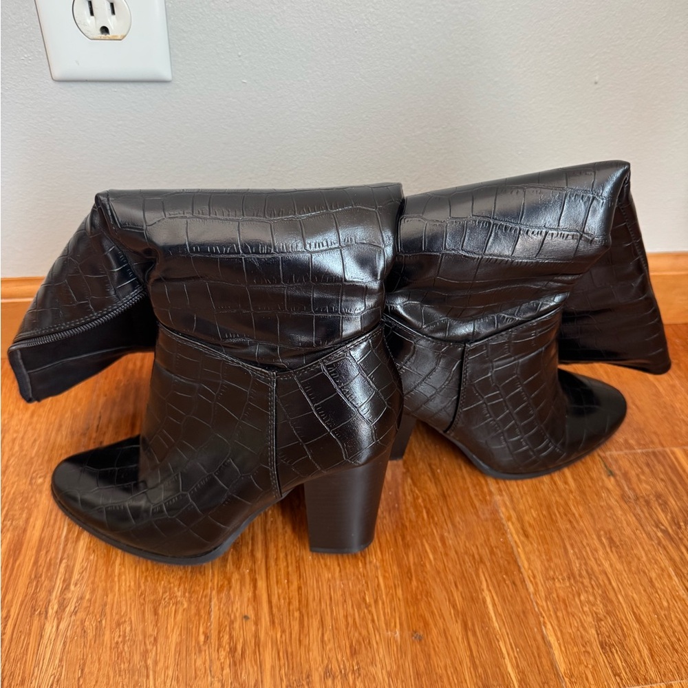 Fashion Nova Black Croc Printed Heeled Boots
